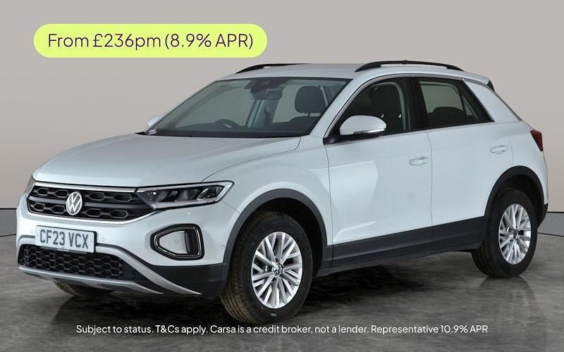 Used 2024 VW T-Roc Life SUV | £18,058 (Fair price) - Image 1/2