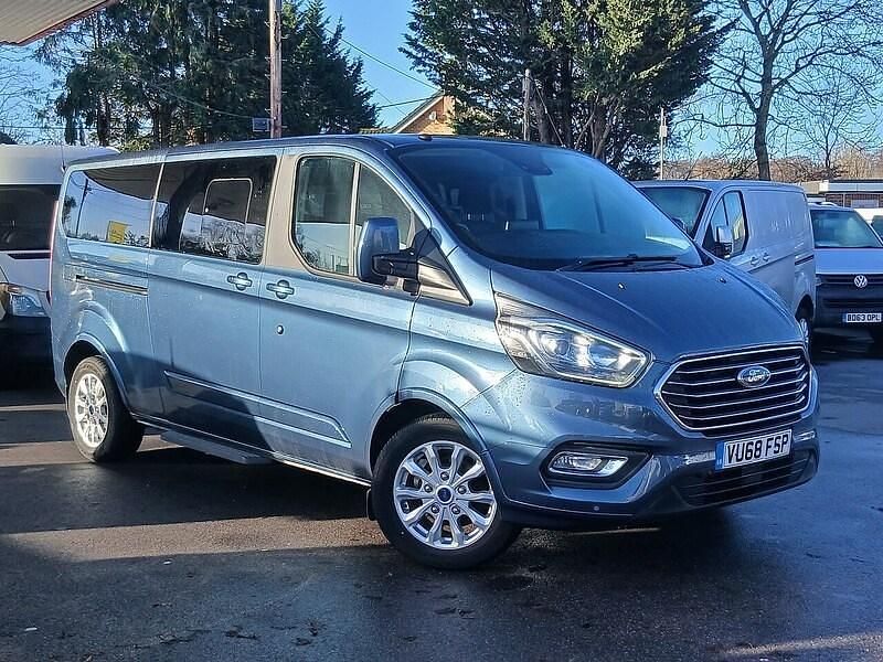 Used Ford Tourneo Titanium 130 HP (95 kW) 2018 Blue MPV