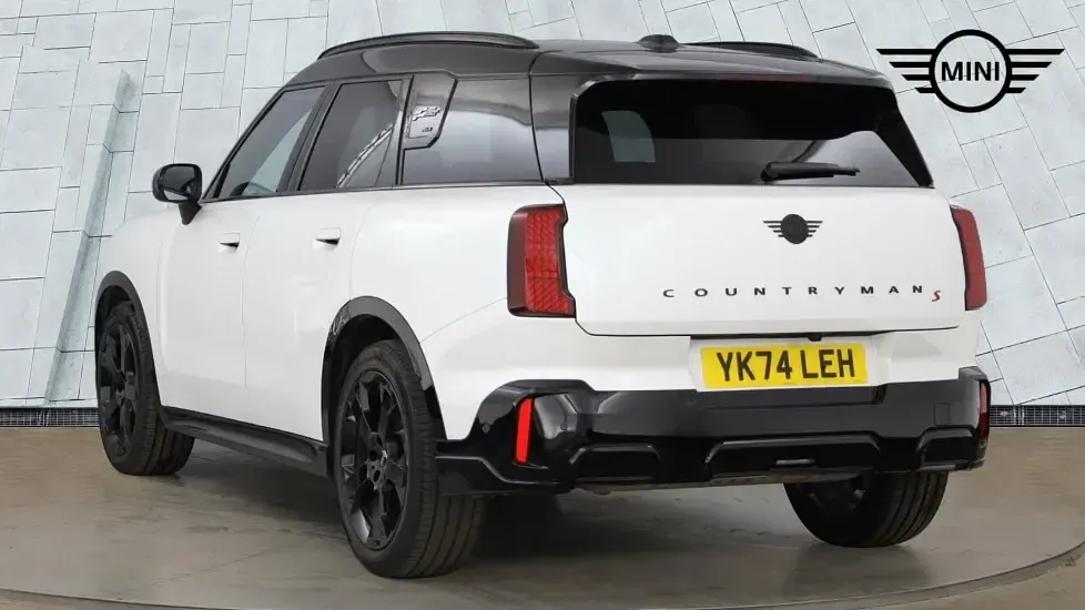 Used Mini Countryman 215 HP (158 kW) 2025 White SUV