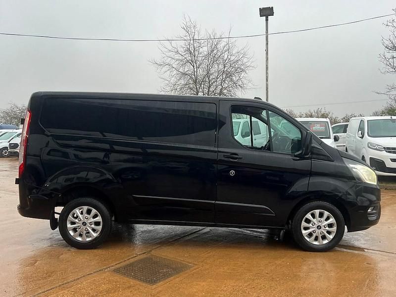 Used Ford Transit Custom Limited 130 HP (95 kW) 2022 Black Van