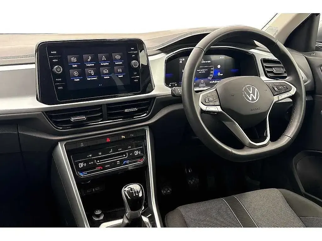 Used VW T-Roc 150 HP (110 kW) 2025 SUV