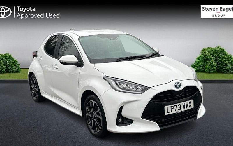 Used Toyota Yaris Hybrid Design 116 HP (85 kW) 2025 Hatchback