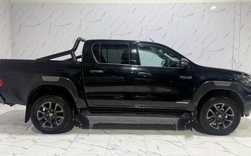 Used Toyota HiLux 204 HP (150 kW) 2024 Pickup
