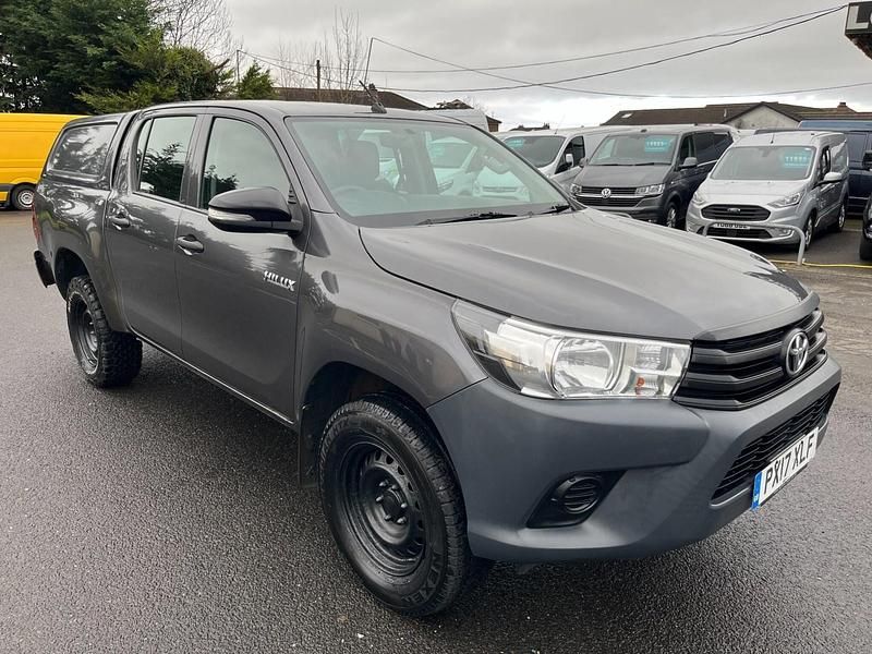 Used Toyota HiLux Active 2017 Grey Pickup