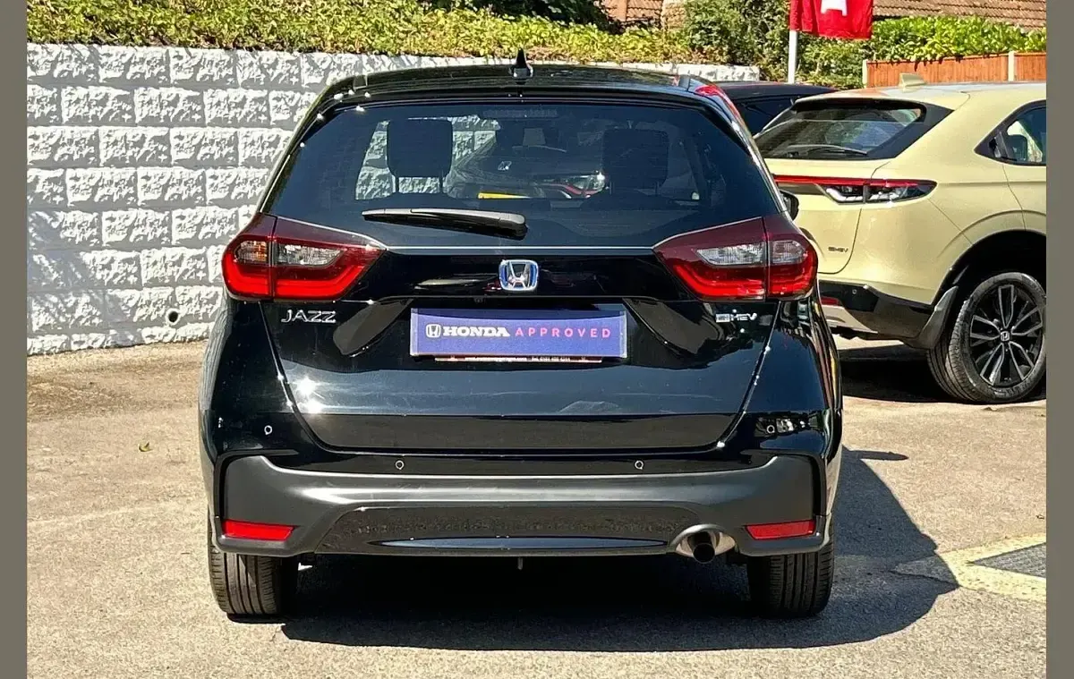 Used Honda Jazz Advance 122 HP (89 kW) 2025 Crystal black Hatchback