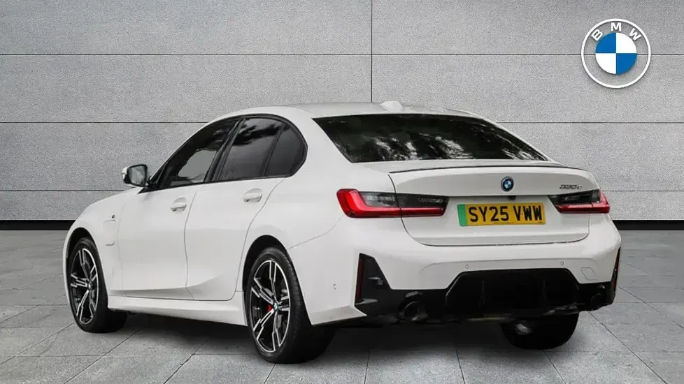 Used BMW 330 M Sport 288 HP (211 kW) 2025 White