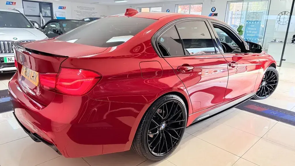 Used BMW 320 M Sport 2018 Red Sedan