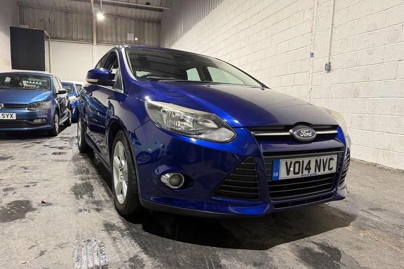 Used Ford Focus Zetec 2014 Blue Hatchback