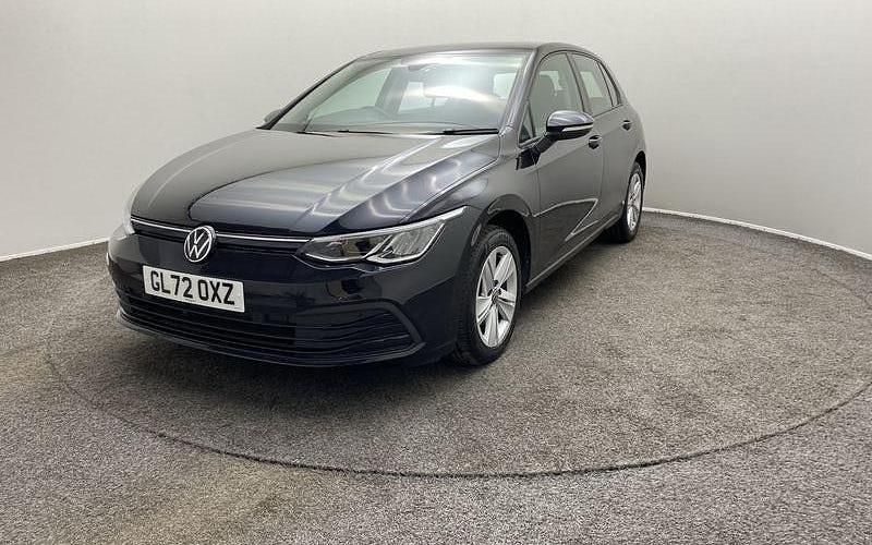 Used VW Golf VIII Life 116 HP (85 kW) 2022 Deep black pearl Hatchback