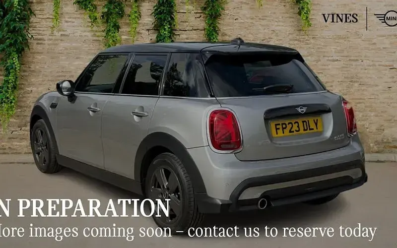 Used Mini Cooper Classic 136 HP (100 kW) 2022 Silver Hatchback