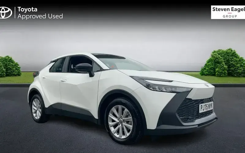 Used Toyota C-HR 140 HP (102 kW) 2026 SUV