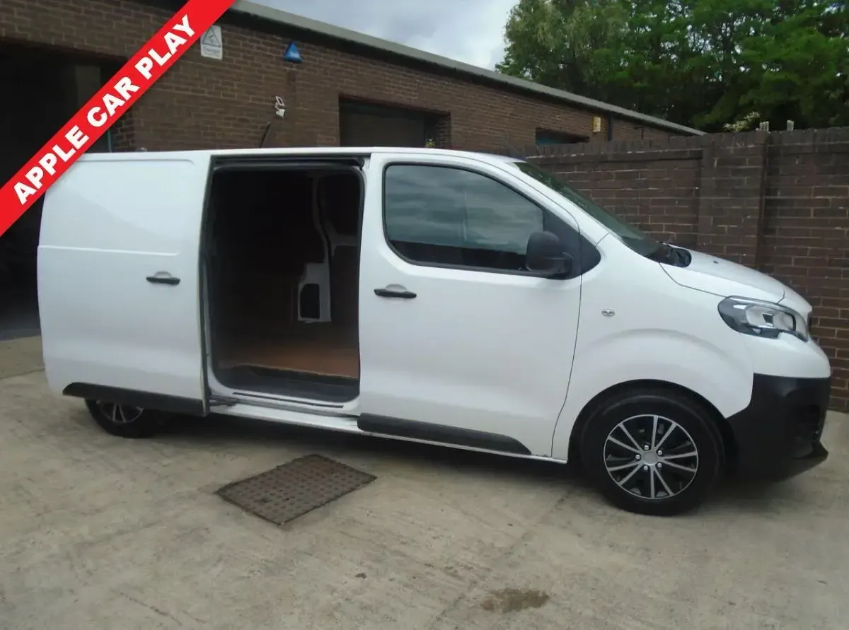 Used Peugeot Expert 2018 White Van