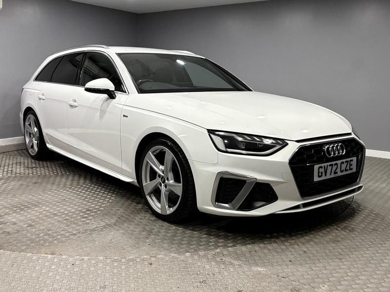 Used Audi A4 S-Line 150 HP (110 kW) 2023 White Estate