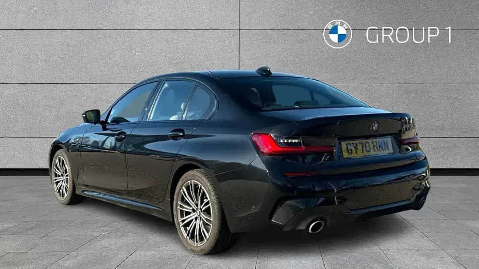 Used BMW 330 M Sport 288 HP (211 kW) 2020 Black sapphire metallic paint Sedan