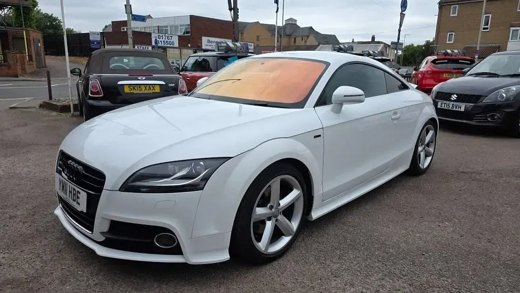 Używany Audi TT S-Line 211 KM (155 kW) 2011 Biały Coupe