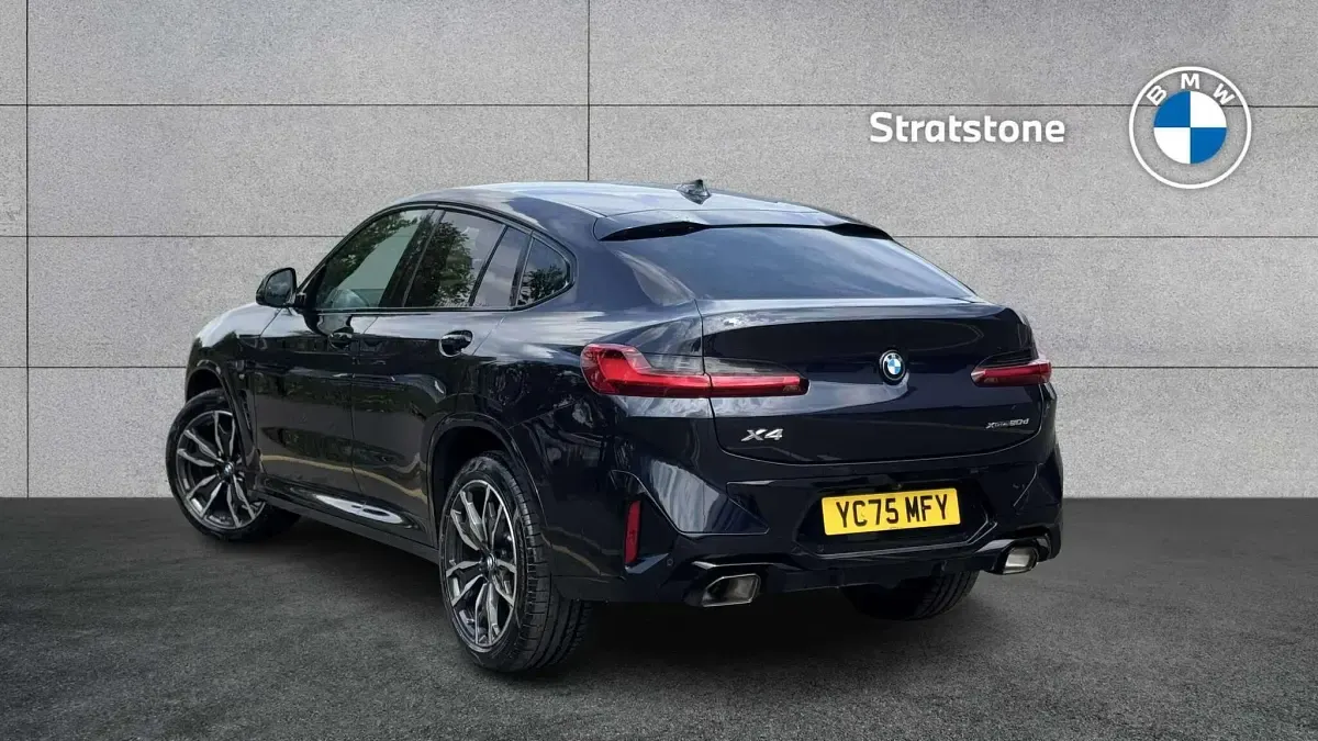 Usado BMW X4 M Sport 187 CV (137 kW) 2025 Negro SUV