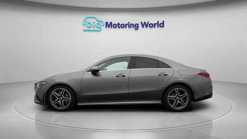 Usado Mercedes CLA200 AMG line 163 HP (119 kW) 2022 Cinzento Coupé