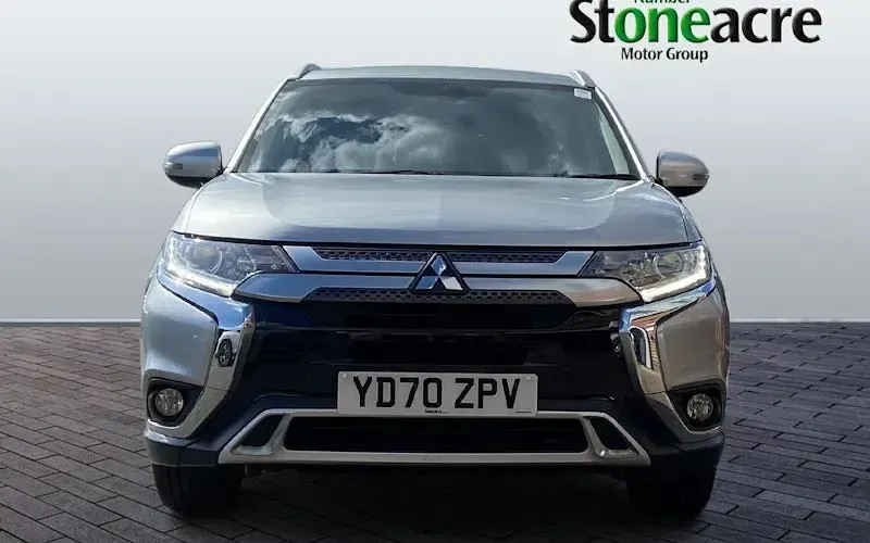 Used Mitsubishi Outlander 150 HP (110 kW) 2020 Silver SUV
