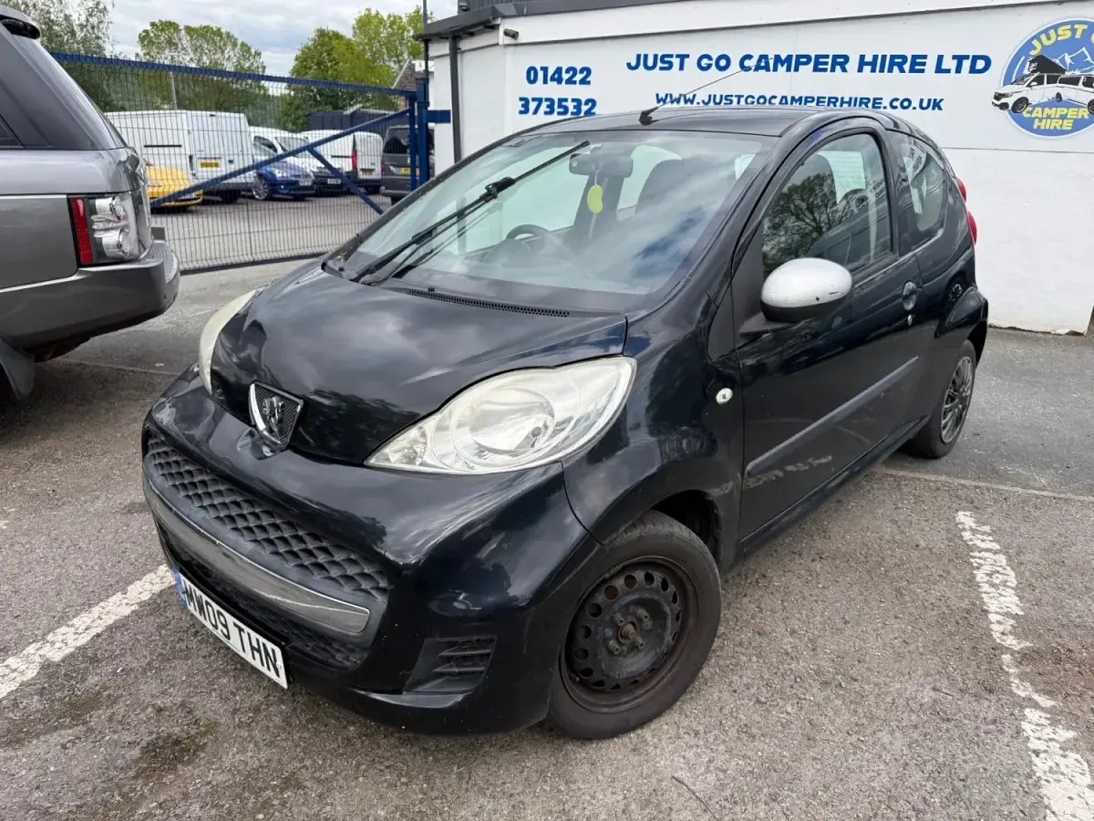 Used Peugeot 107 68 HP (50 kW) 2009 Black Hatchback