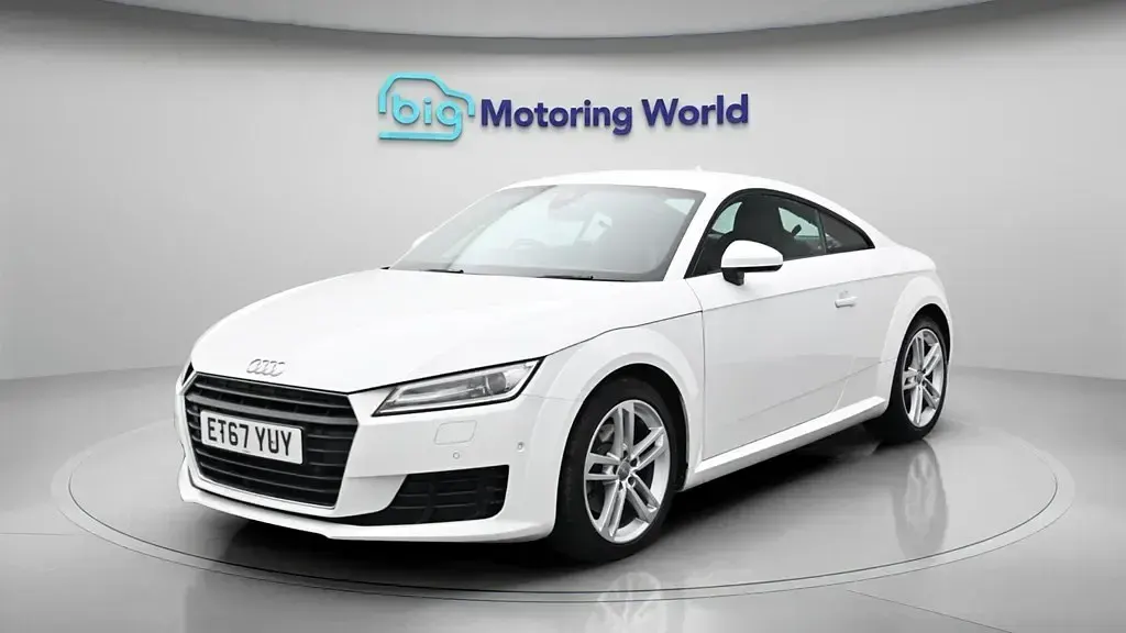 Begagnad Audi TT Comfort 230 HK (169 kW) 2017 Vit Sportkupé