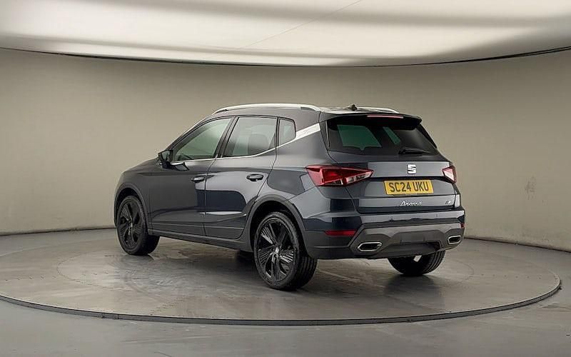 Used Seat Arona FR Sport 116 HP (85 kW) 2024 Magnetic tech/midnight black SUV