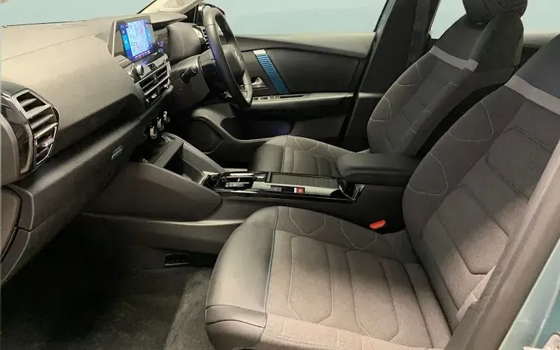 Used Citroën e-C4 100 kW (136 HP) 2023 Blue Hatchback