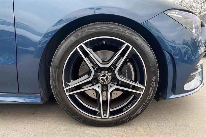Used Mercedes CLA200 Executive 163 HP (119 kW) 2023 Blue Sedan