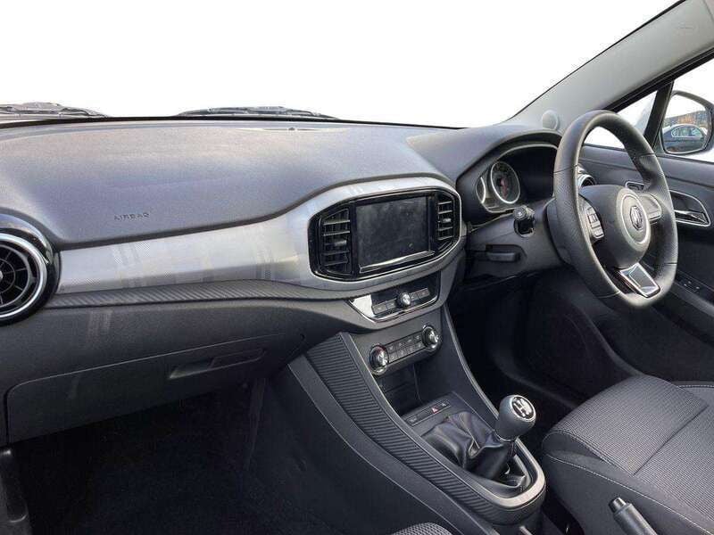 Image 2/4