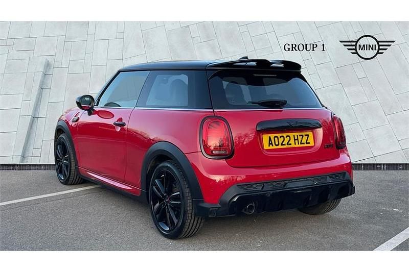 Used Mini Cooper Comfort 136 HP (100 kW) 2022 Chili red Hatchback