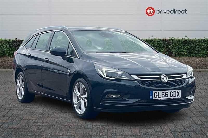 Used Vauxhall Astra SRi 150 HP (110 kW) 2016 Green Estate