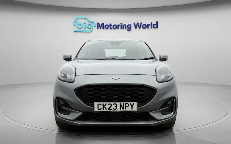 Usado Ford Puma ST-Line 125 CV (91 kW) 2023 Plateado SUV