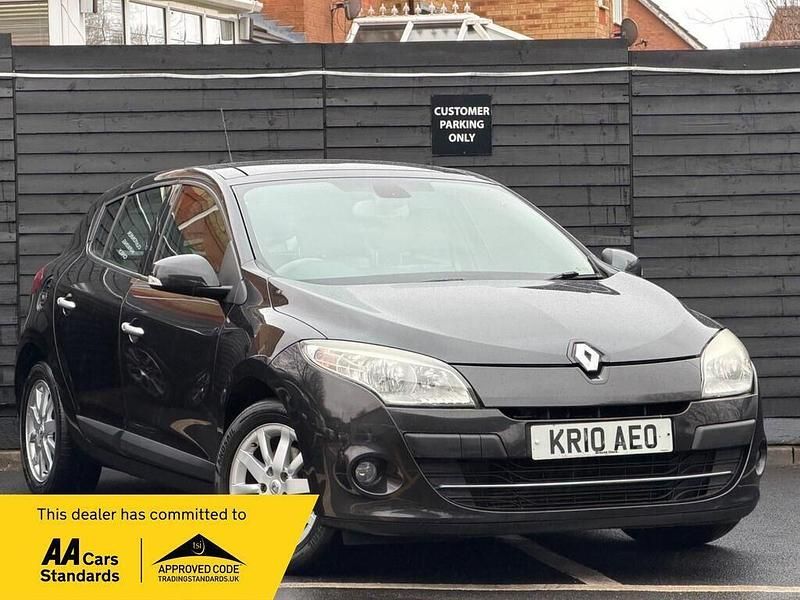 Used Renault Mégane III Privilege 106 HP (77 kW) 2010 Black Hatchback