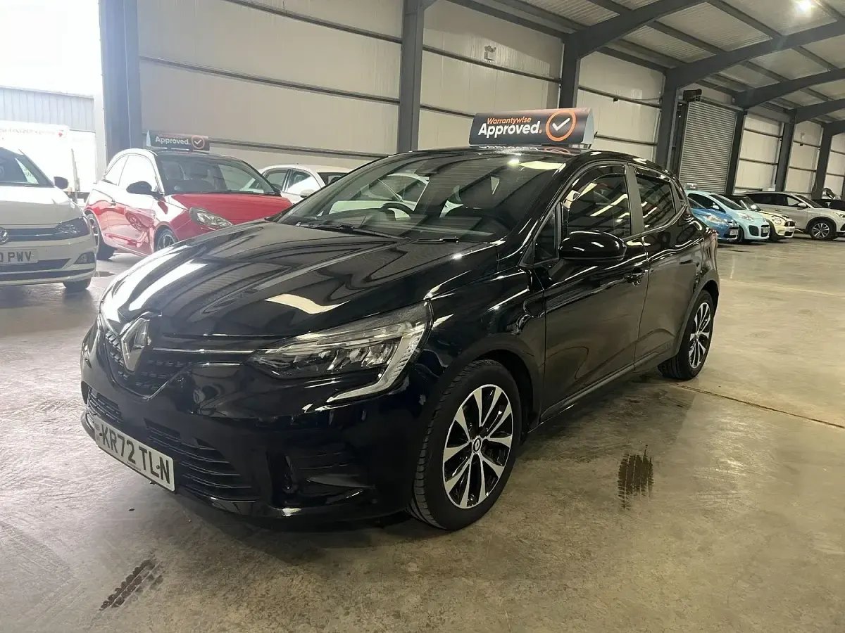 Used Renault Clio Evolution 90 HP (66 kW) 2022 Black Hatchback