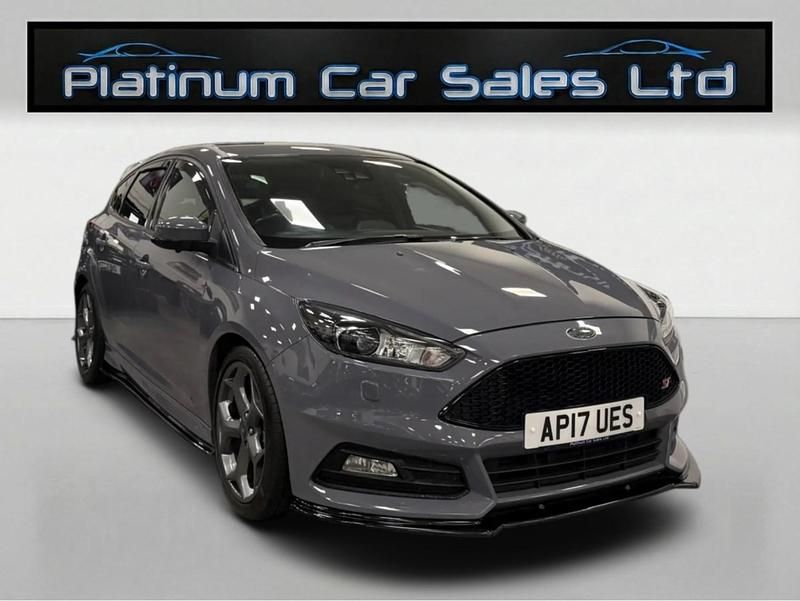 Used Ford Focus ST 185 HP (136 kW) 2017 Grey Hatchback