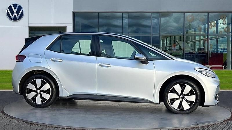 Used VW ID.3 Pure 125 kW (170 HP) 2025 Silver Hatchback