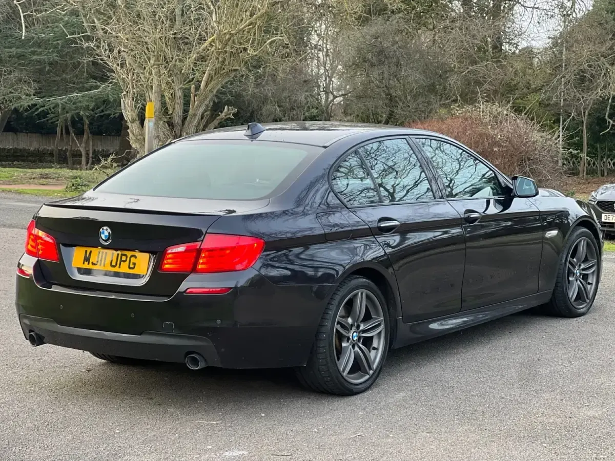 Usado BMW 535 M Sport 2011 Negro Berlina