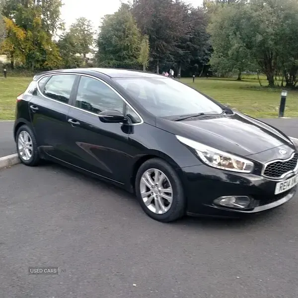 Used Kia Ceed 128 HP (94 kW) 2014 Black Hatchback