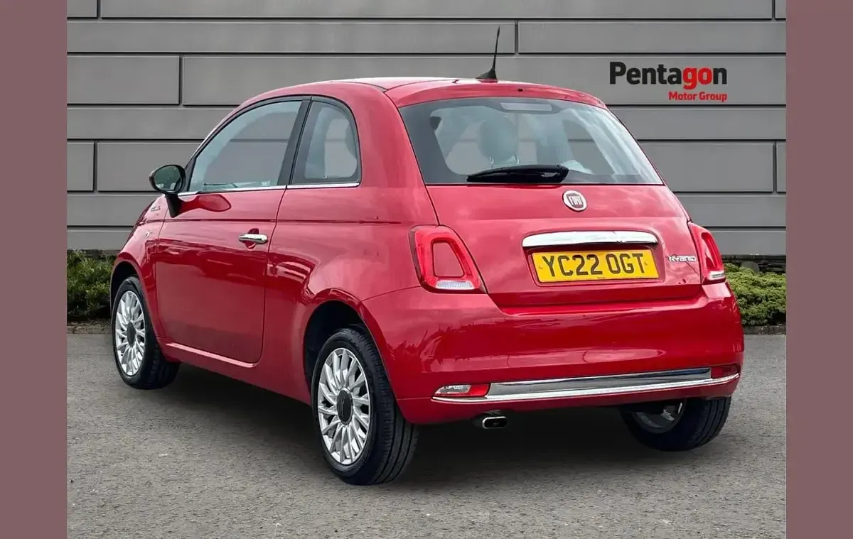 Used Fiat 500 Dolcevita 68 HP (50 kW) 2022 Red Hatchback