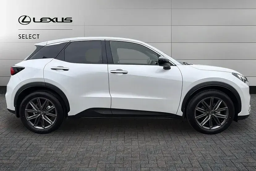 New Lexus LBX 134 HP (98 kW) 2026 Sonic white SUV