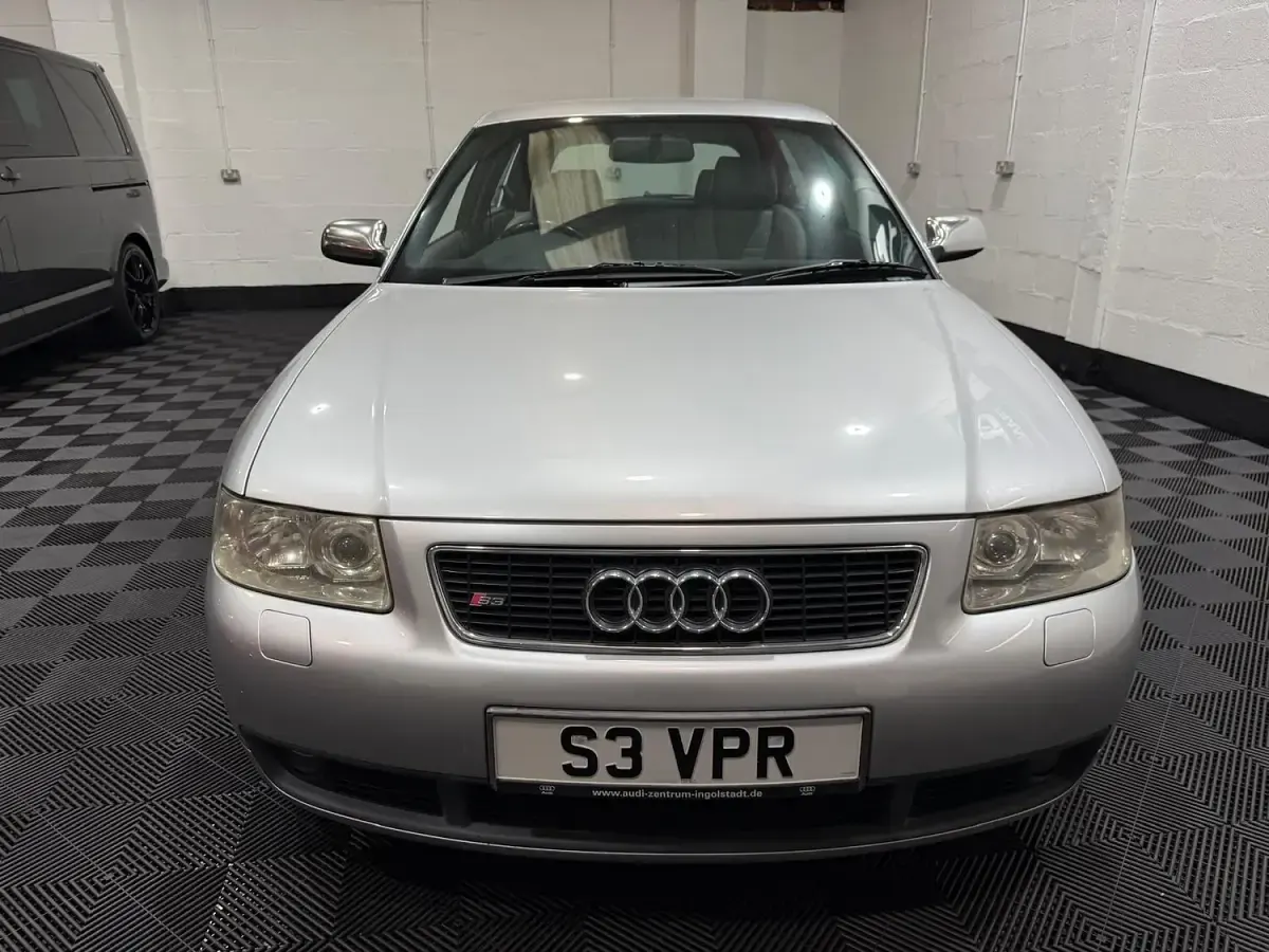 Used Audi A3 Design 265 HP (194 kW) 2001 Silver Hatchback
