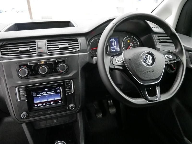 Used VW Caddy Startline 102 HP (75 kW) 2019 White MPV