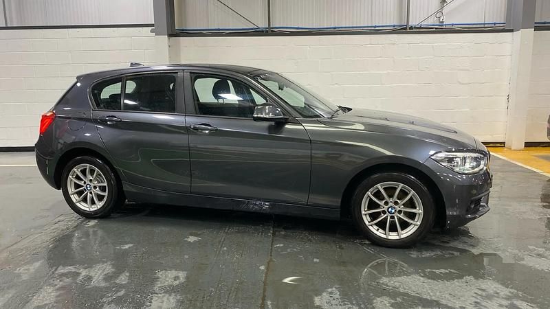 Used BMW 116 116 HP (85 kW) 2018 Grey Hatchback