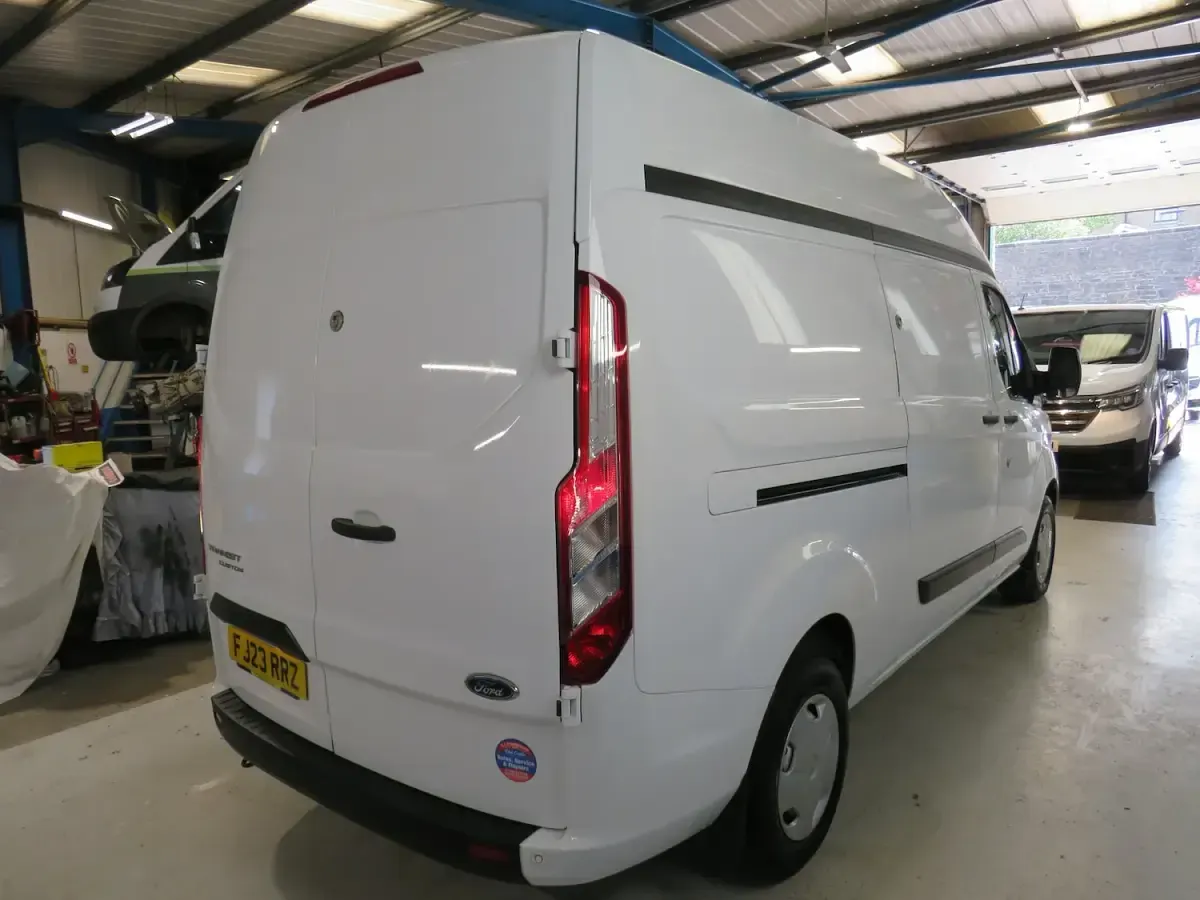 Used Ford Transit Custom Trend 130 HP (95 kW) 2023 White Van
