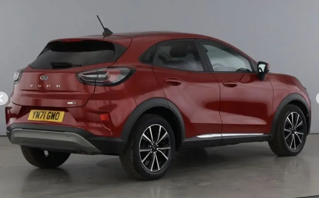 Used Ford Puma Titanium 125 HP (91 kW) 2022 Red SUV