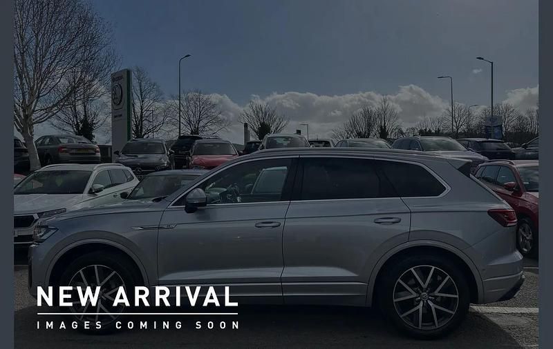 Used VW Touareg R-line 281 HP (206 kW) 2019 Silver SUV