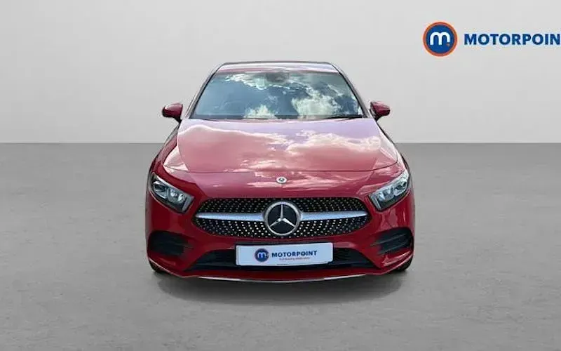 Used Mercedes A220 Executive 190 HP (139 kW) 2019 Red Hatchback