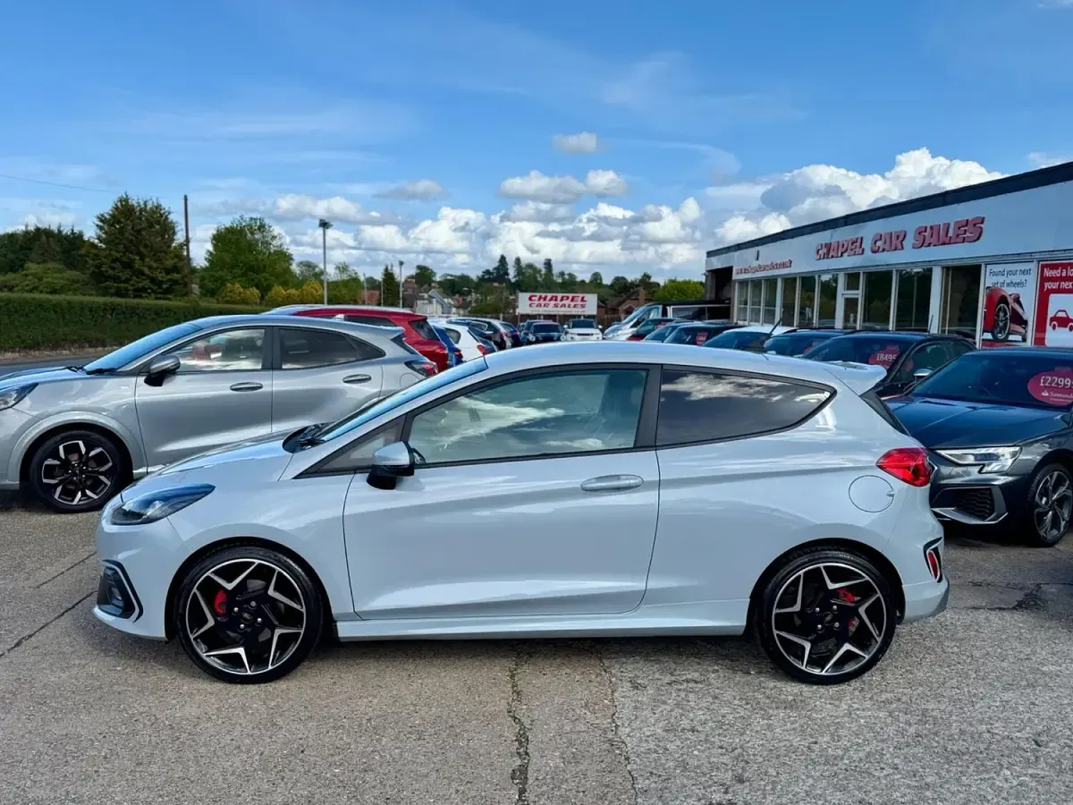 Used Ford Fiesta ST 200 HP (147 kW) 2018 Silver Hatchback
