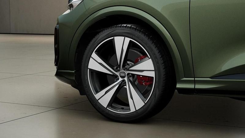 New Audi SQ5 Advanced 362 HP (266 kW) 2026 Blue SUV