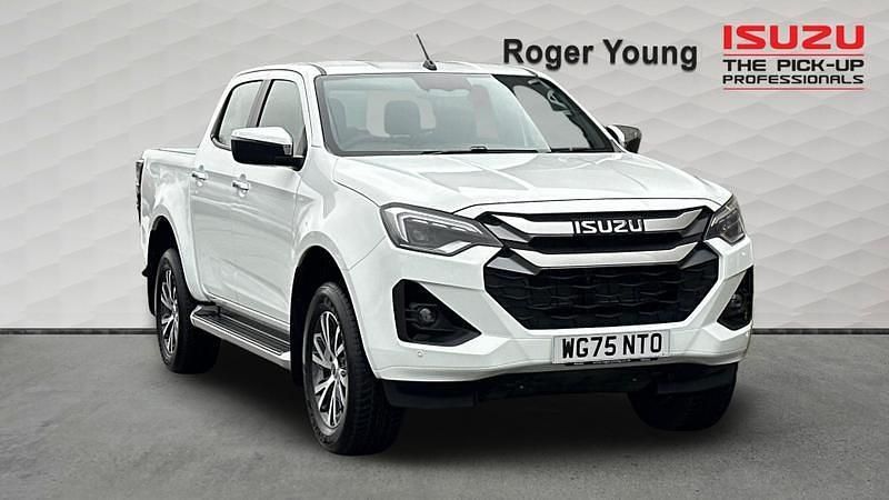 New Isuzu D-Max 163 HP (119 kW) 2025 White Pickup
