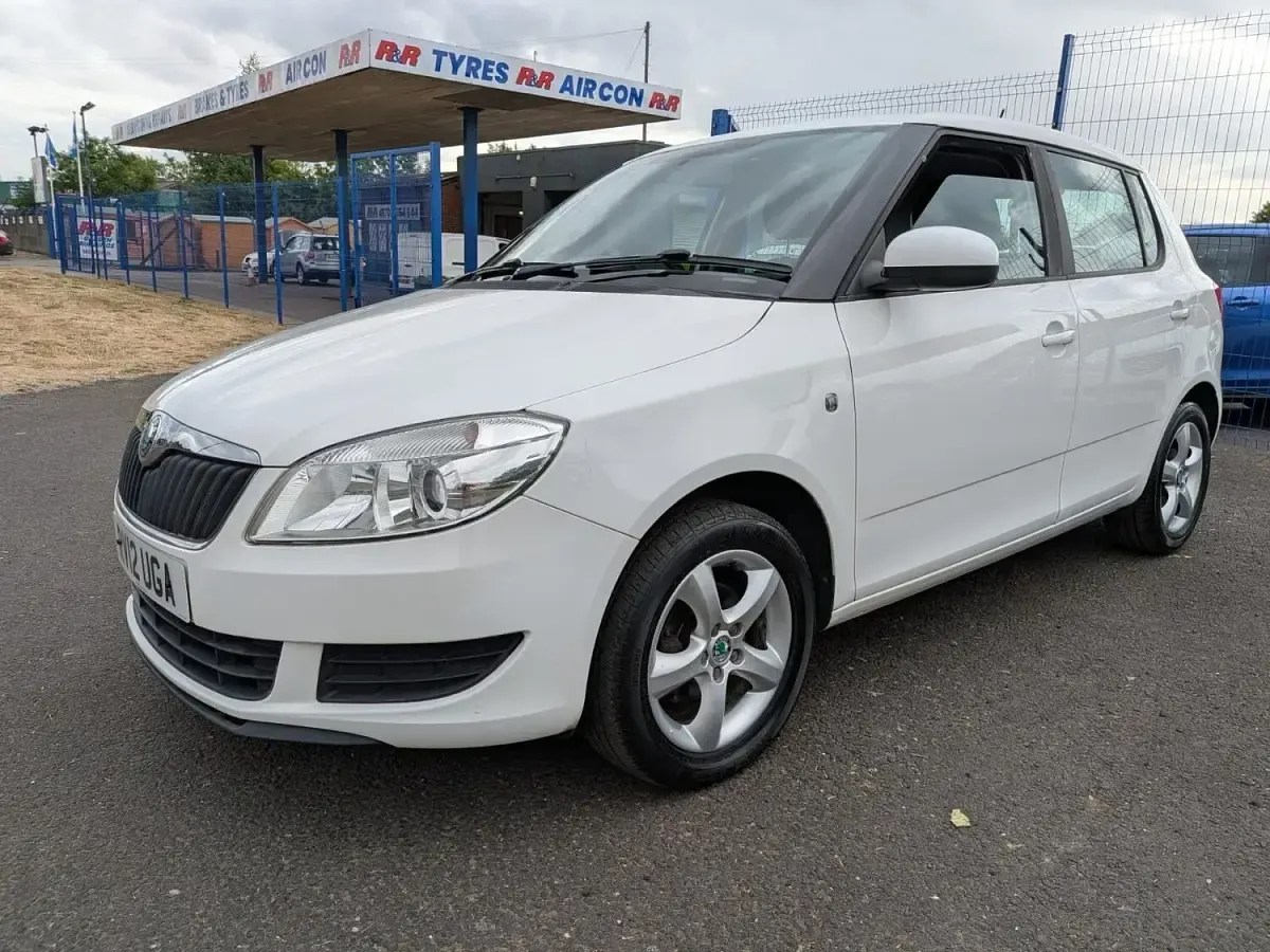 Used Skoda Fabia SE 2012 White Hatchback